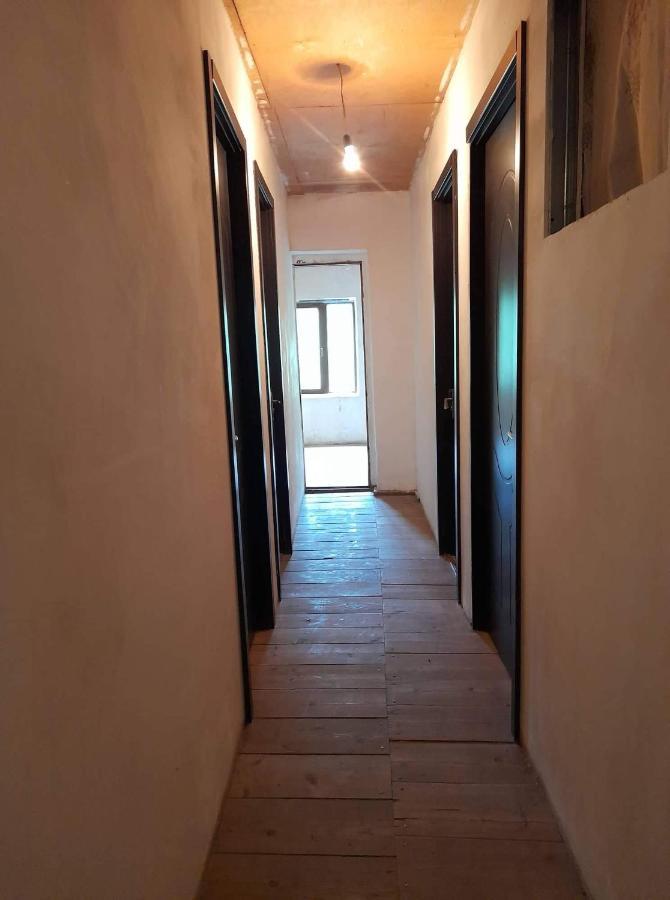 Guesthouse Lika Ushguli Extérieur photo